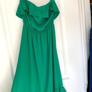 Green ruffle strapless dress